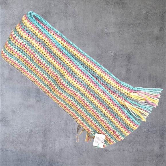 Multi color crochet Alpaca scarf, Unisex, handmade - Picture 4 of 7